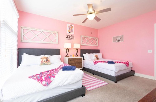 West End Apartment | Lipstick & Boots - Luxury 3-Level Condo with Private Garage near Music Row