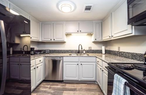 Tougaloo Apartment | Little Jxn Condo 5 min from Highland Village