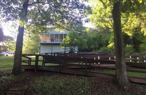 Franklin House | Little Piece of Heaven Lake House
