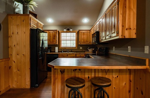 Heber Springs Cabin | Little Red River Waterfront Cabin for a perfect fishing getaway!