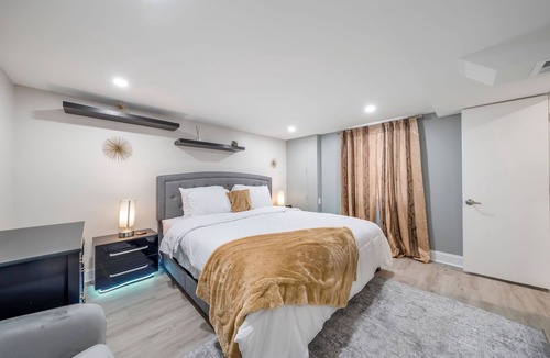 Hillandale House | Live and Work Near DC