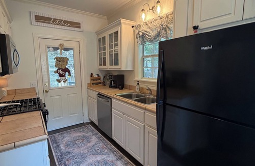Starkville House | Live closer than most people park!
