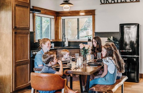 Wildwood House | Live Oak Treehouse at Treetop Escapes