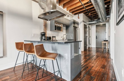 Central Business District Hotel | Live the Jazz Life: Modern 4BR Condo in NOLA