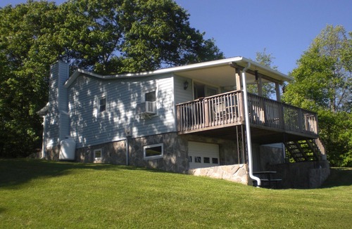 Cana Cabin | Located Atop The Mountain , This Cabin Has An Awesome View Of The Piedmont.