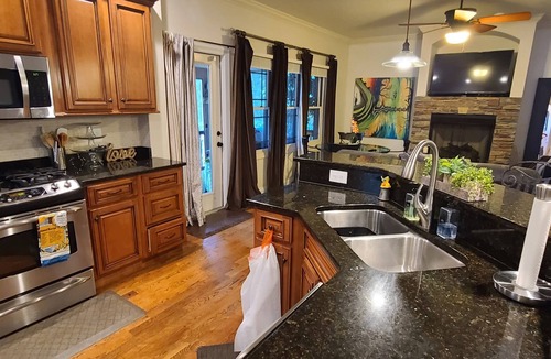 Asheville House | Location Location 5 Star Luxury Home 5 min to Biltmore, Downtown Asheville +