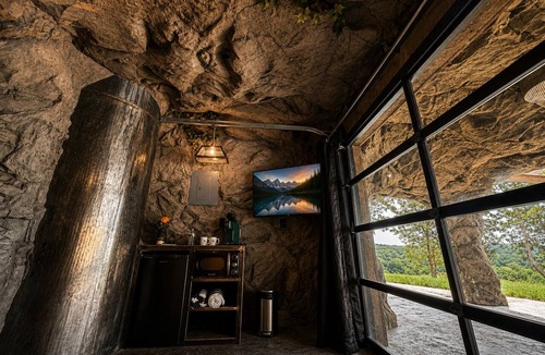 Lancaster Cabin | LockRidge Park