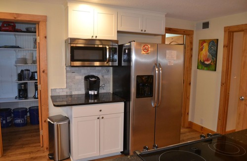 Highlands Cabin | Locust Flats - PET-FRIENDLY MOUNTAIN Cabin = Decks-Views-Firepit