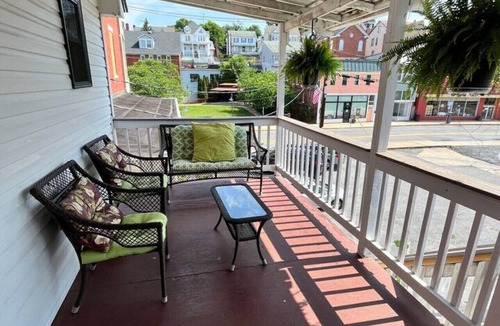 Brunswick Apartment | Loft Apt Just off C&O near Harpers Ferry and AT