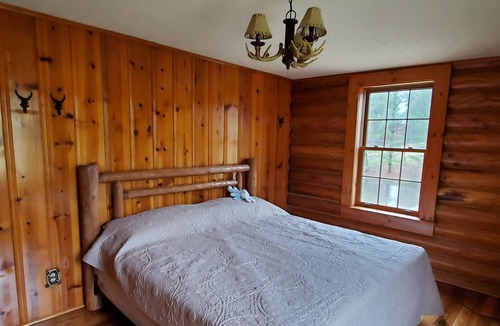 Wellston Cabin | Log Cabin in Jackson County Ohio