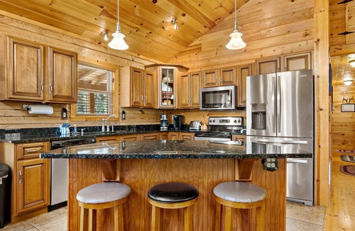 Mill Spring Cabin | Log Cabin Near Lake Lure, Tryon, and Asheville!