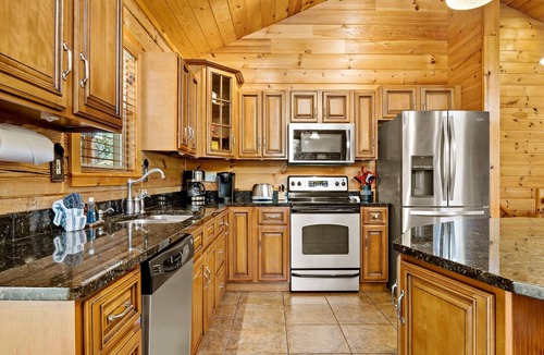 Mill Spring Cabin | Log Cabin Near Lake Lure, Tryon, and Asheville!