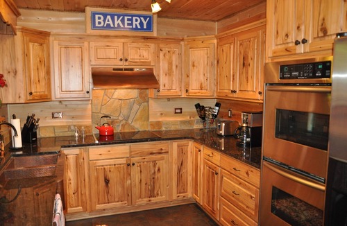 Lake Lure Cabin | Log Cabin w/Waterfall View~Hot Tub, Loft, Hiking, Relax in Privacy!