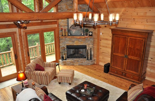 Lake Lure Cabin | Log Cabin w/Waterfall View~Hot Tub, Loft, Hiking, Relax in Privacy!