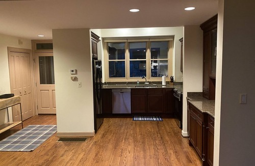 Hendersonville House | Long Range Mountain Views, Luxury Golf Club-Welcome to Champion Hills