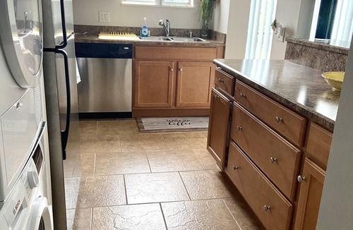 Coquina Key Condo | Long term Travelers: spacious 2 BR beach condo