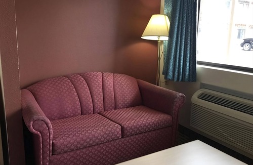 Cabot Resort | Look No More! 2 Comfortable Units, Free Parking & Breakfast, Near Library Park