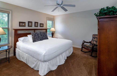 Hot Springs Village Hotel | Los Lagos at Hot Springs Village a Ramada by Wyndham