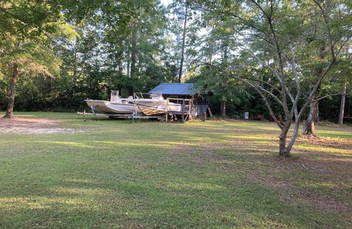 Bethera House | Love Shack on 12 acre horse farm