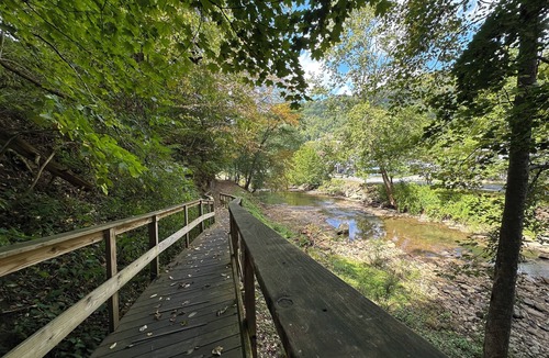 Webster Springs House | Lovely 2-bedroom house river front in Webster Springs