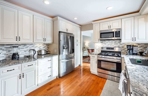 Thurston House | ‼️Lovely Ann Arbor Retreat Near Parks & Shops