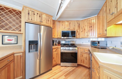 Treeloft House | Lovely Mountain Home, Family-Friendly, Walk to Resort & Activities
