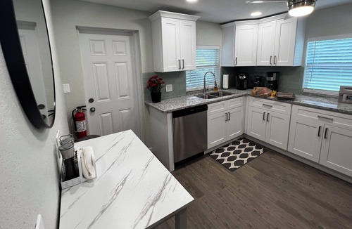 Charlotte Harbor House | ☀️Lovely, Renovated Punta Gorda Home!✨Walk to Charlotte Harbor &Sunseeker Resort☀️