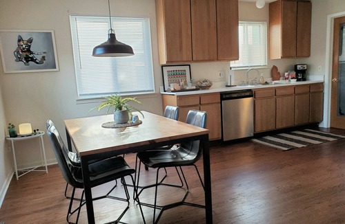 Royal Oak House | Lovely Single Story 4 bedroom Home Near Downtown Royal Oak!