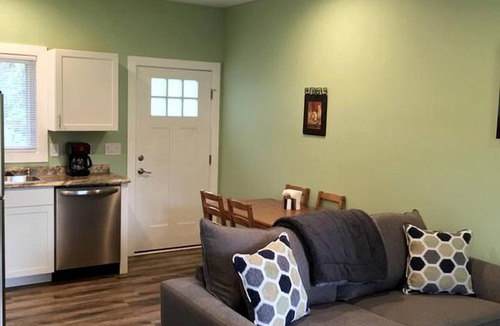 Waynesville Cottage | Lovely Smoky Mountains Retreat in Waynesville