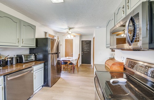 Terre Haute House | Lovely Terre Haute Home w/Private Yard & Hot Tub!