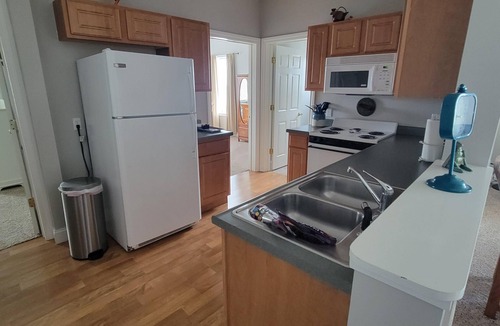 Ludington House | Ludington STRAM - Unit 202, a cozy 2-bedroom retreat