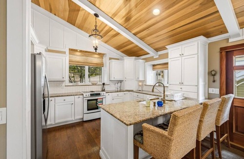 La Follette House | Lux Norris Lake Home|Private Dock & Stunning Views