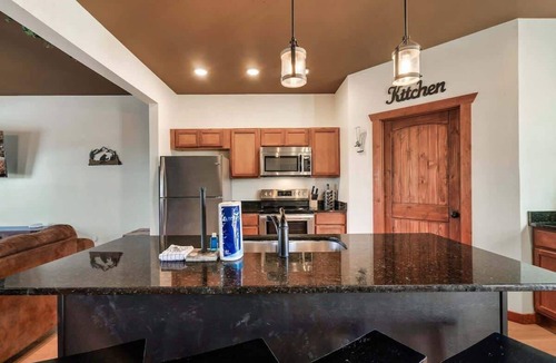 Sevierville Cabin | Luxe Cabin, Sleeps 11, Sauna, Gym, Theater Game