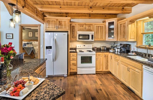 Franklin House | Luxe Franklin Home Features Indoor/Outdoor Comfort