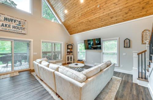 Cub Run House | Luxe Kentucky Cabin Rental ~ 36 Mi to Mammoth Cave