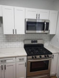 Downtown Memphis Apartment | Luxurious~Big TV~Gated~Minutes from Beale & Hospitals