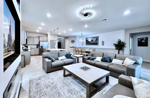 Four Corners Villa | Luxurious Brand New 8 Bed 6 Bath Disney Theme Villa With Free Heated Pool & BBQ