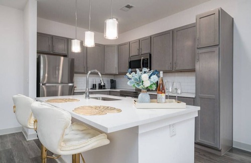 Bluffton Apartment | Luxurious One Bedroom Whitestown
