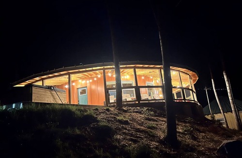 Cherokee Cabin | Luxury 2BD 2BA Yurt, Hot Tub, Firepit in Deep Creek Smoky Mountain Natl Park