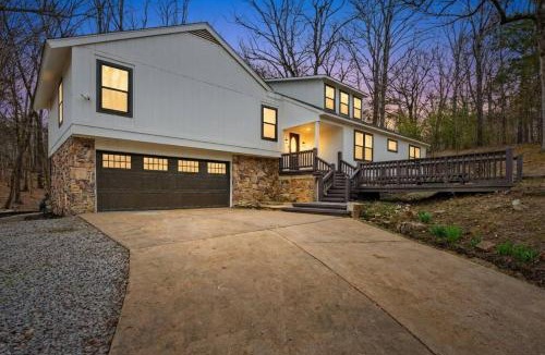 Cordova House | Luxury 6BR Private Estate Spa Bath Theater 2 Acres