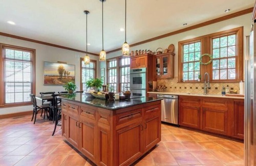 Central Gardens House | Luxury and Old World Charm in Historic Midtownnn