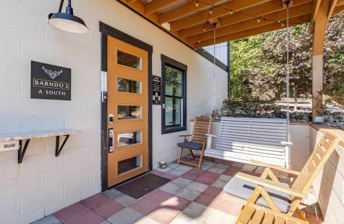 Jefferson City Apartment | Luxury Barndo 2AS EuropeStyle Farm Stay Fresh Eggs