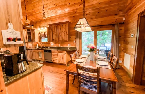 Franklin Cabin | Luxury Cabin in the Woods