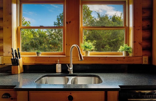 Pittman Center Cabin | Luxury Cabin w/View! Sleeps 22, Movie Rm, Game Rm!