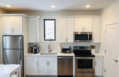 Traverse City Condo | Luxury Downtown Traverse City Condo-Capri 2