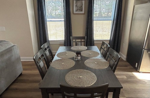 Shelby House | Luxury Escape in the City of Pleasant Living!