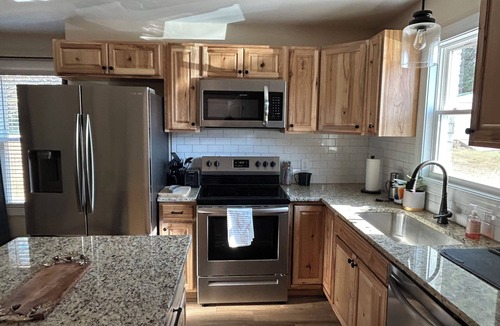 Shelby House | Luxury Escape in the City of Pleasant Living!