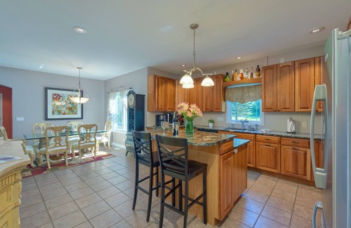 Alto House | Luxury Escape w/Heated Pool, Hot Tub, Arcade, Fire Pit & More!