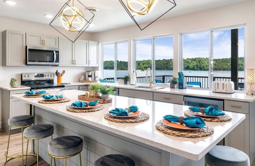 Dandridge House | Luxury Lakehouse (4-Bedroom Home) - Handicap accessible by RedAwning
