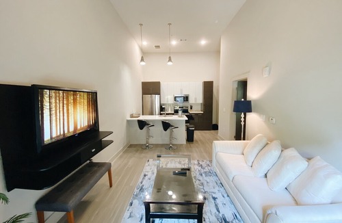 Home Park Apartment | Luxury Living in Midtown Atlanta